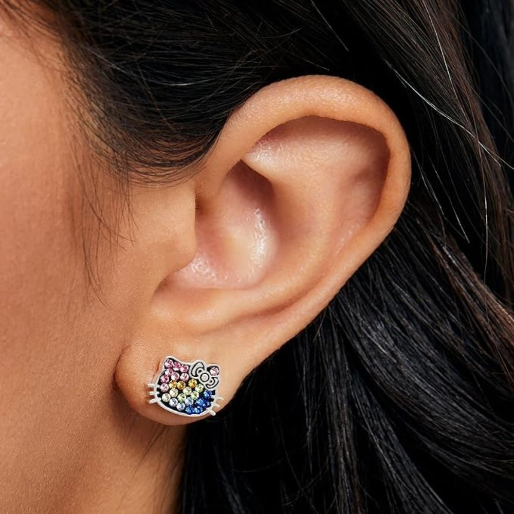 💕NEW Sparkling Bling Swarovski Crystal Silver Hello Kitty Pieced Earring… - Picture 3 of 5
